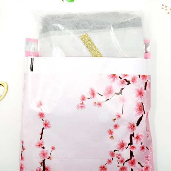 50 10X13 Cherry Blossom Poly Mailers PRICE IS FIRM - Picture 4 of 6